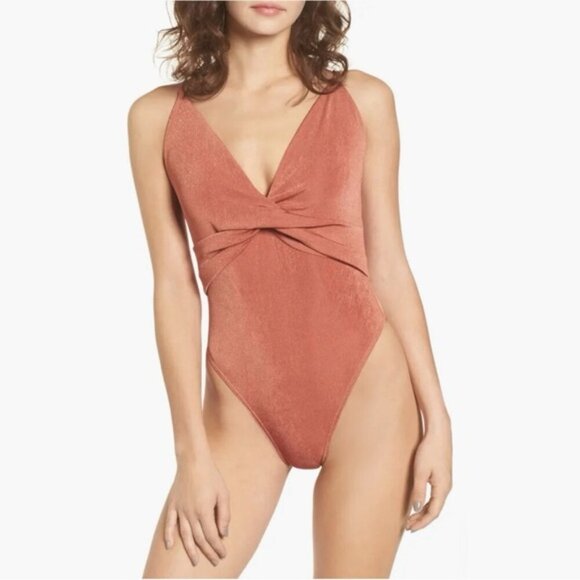 ASTR • Twist Front Thong Bodysuit in Coral Cedar - Picture 13 of 15